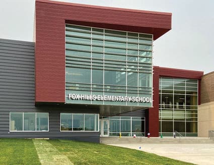 Exterior photo of the entry of Watford City Elementary School